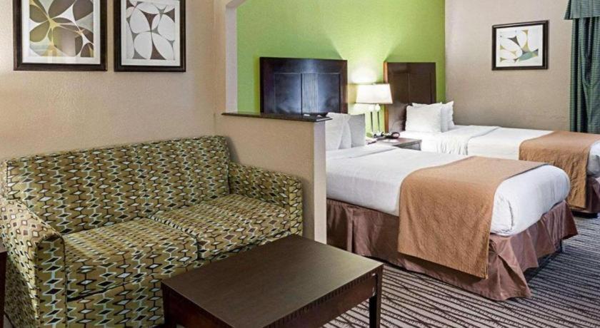 Quality Suites Sulphur Luaran gambar