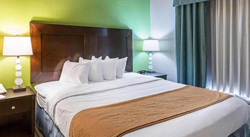 Quality Suites Sulphur Luaran gambar
