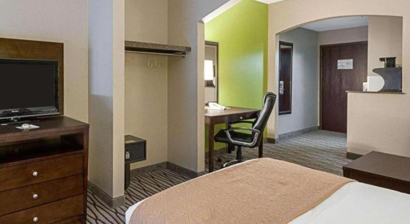 Quality Suites Sulphur Luaran gambar