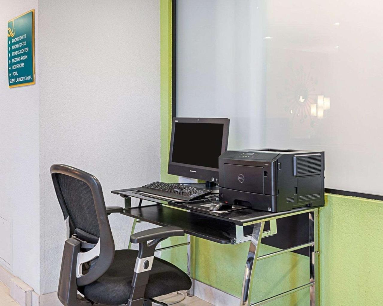 Quality Suites Sulphur Luaran gambar