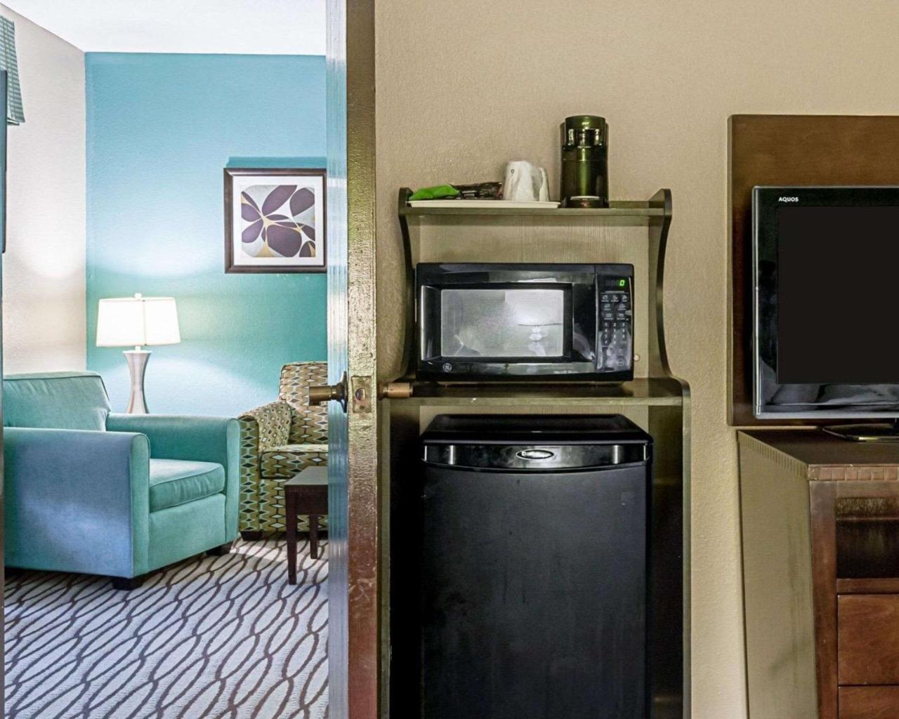 Quality Suites Sulphur Luaran gambar