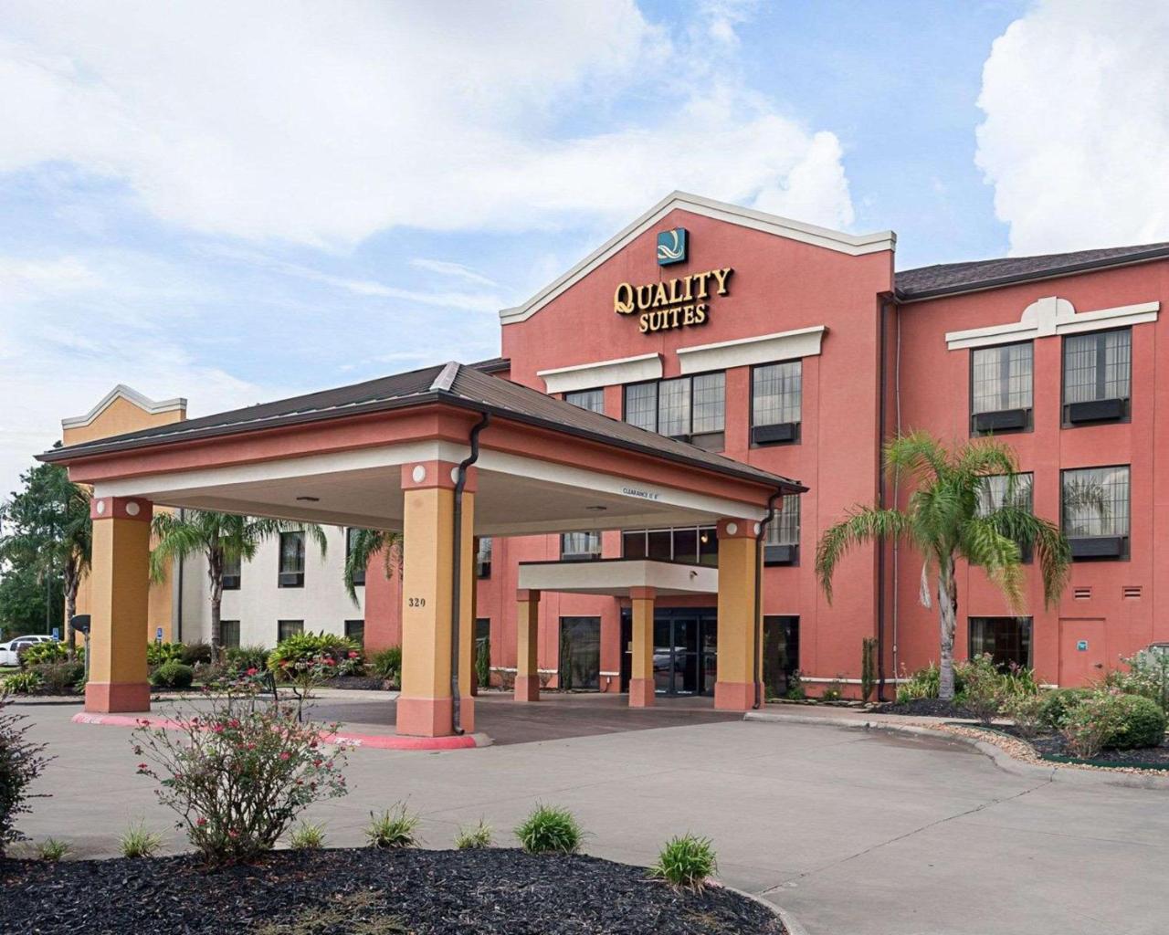 Quality Suites Sulphur Luaran gambar